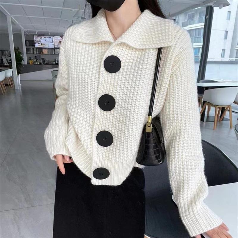 Knitted Cardigan Women's Autumn Clothing New Long-sleeved Loose Fashion Large Button Lapel Short Sweater Jacket