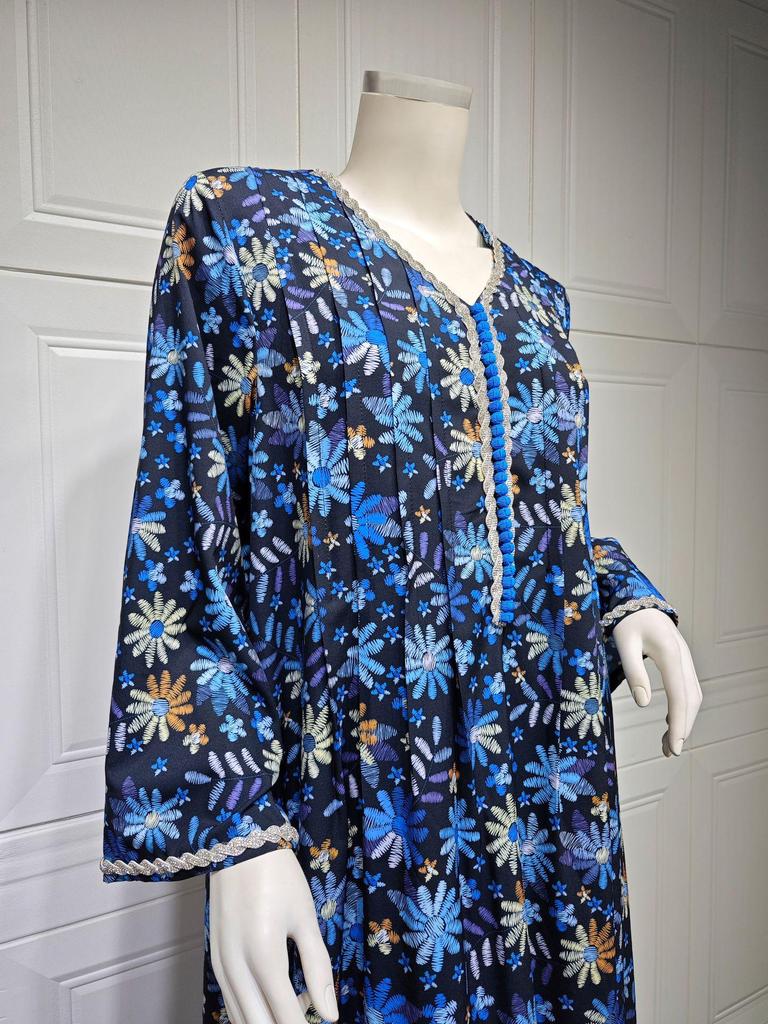 AB341 V-Neck Rhinestone Plus Size Long Dress – Fashion Print Southeast Asian Robe