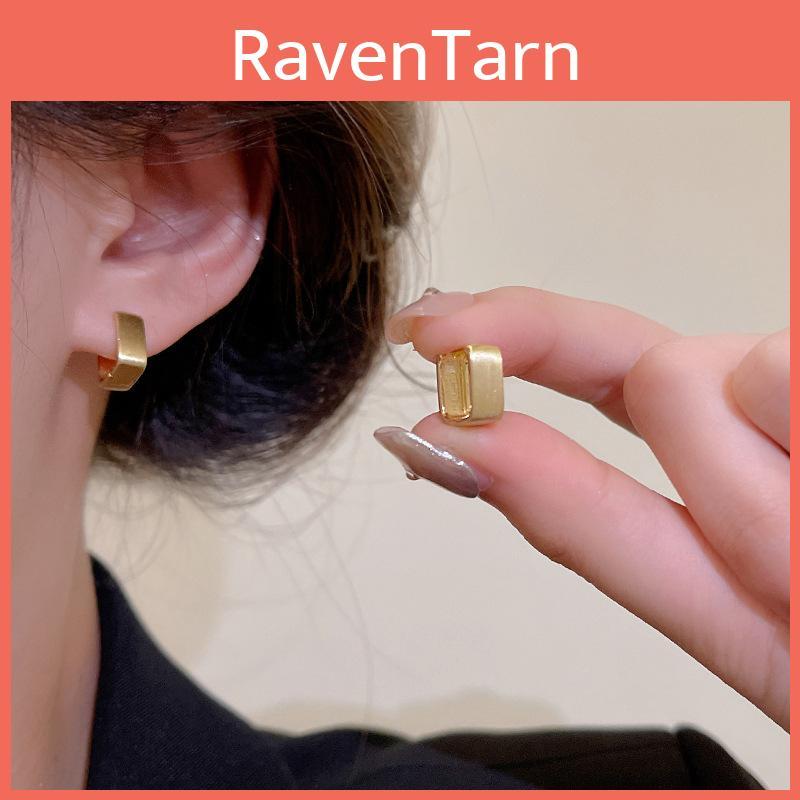 Quirky And Fashionable Korean Style Metal Ear Hooks For Women
