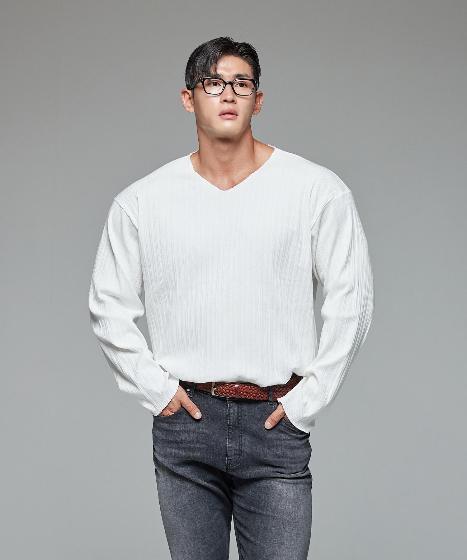 Reve Eld Loose Fit Boat Neck T-Shirt White 1