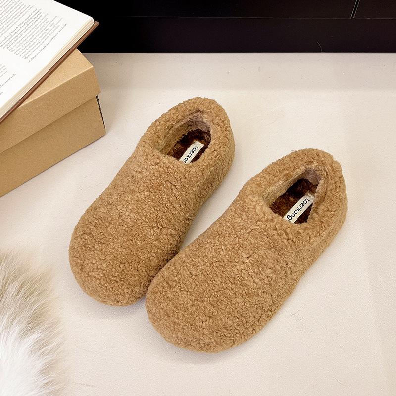 Fashion Beige Platform Plush Flats Women's 2025 Autumn Winter Soft Sole Outdoor Slip On Cotton Shoes Comfortable Casual Shoes