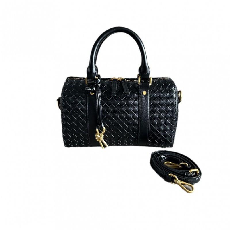 Woven Cowhide Boston Pillow Bag 2024 New Style Handmade Fashionable Commuter Shoulder Cross-body Handbag