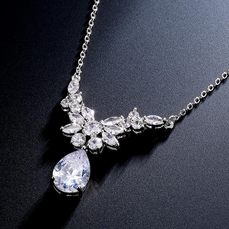 ZAKOL Elegant Temperament Pendant Style Cubic Zircon Women's Necklace Bride Banquet Shiny Charming Fashion Jewelry Gifts