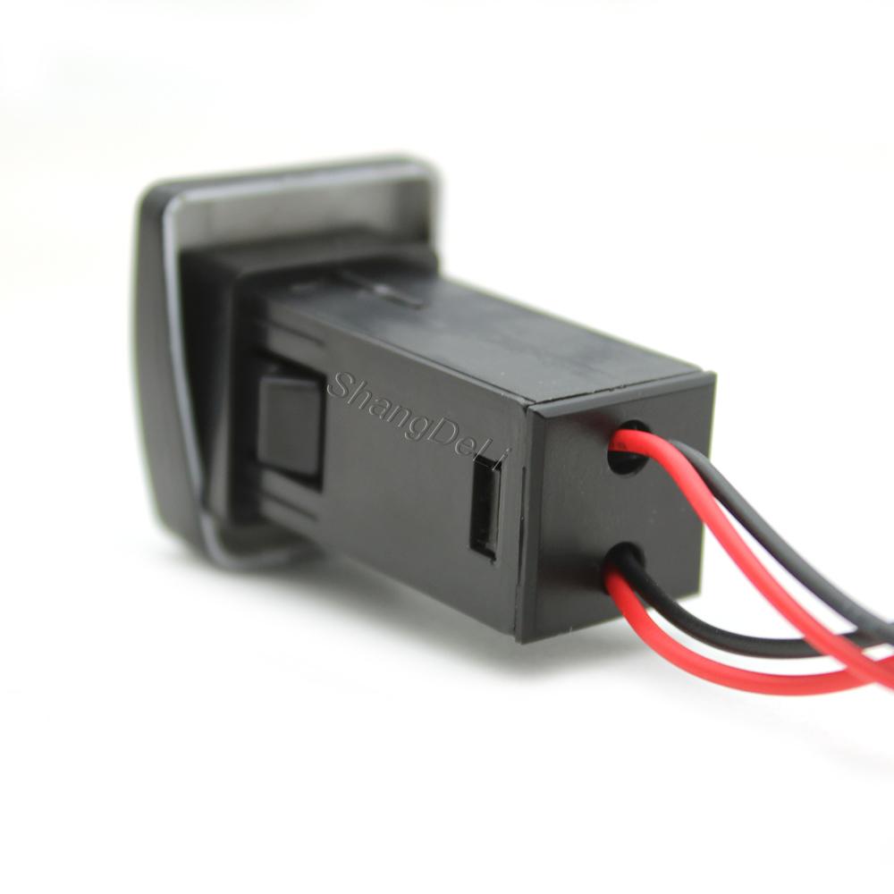 Car Charger TYPE-C PD QC3.0 USB Dual Socket Phone Charger Interface Adapter For Toyota RAV4 Rav4 XA50 2019 2020