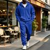 Completo con felpa con cappuccio e zip a contrasto e pantaloni della tuta con coulisse da uomo
