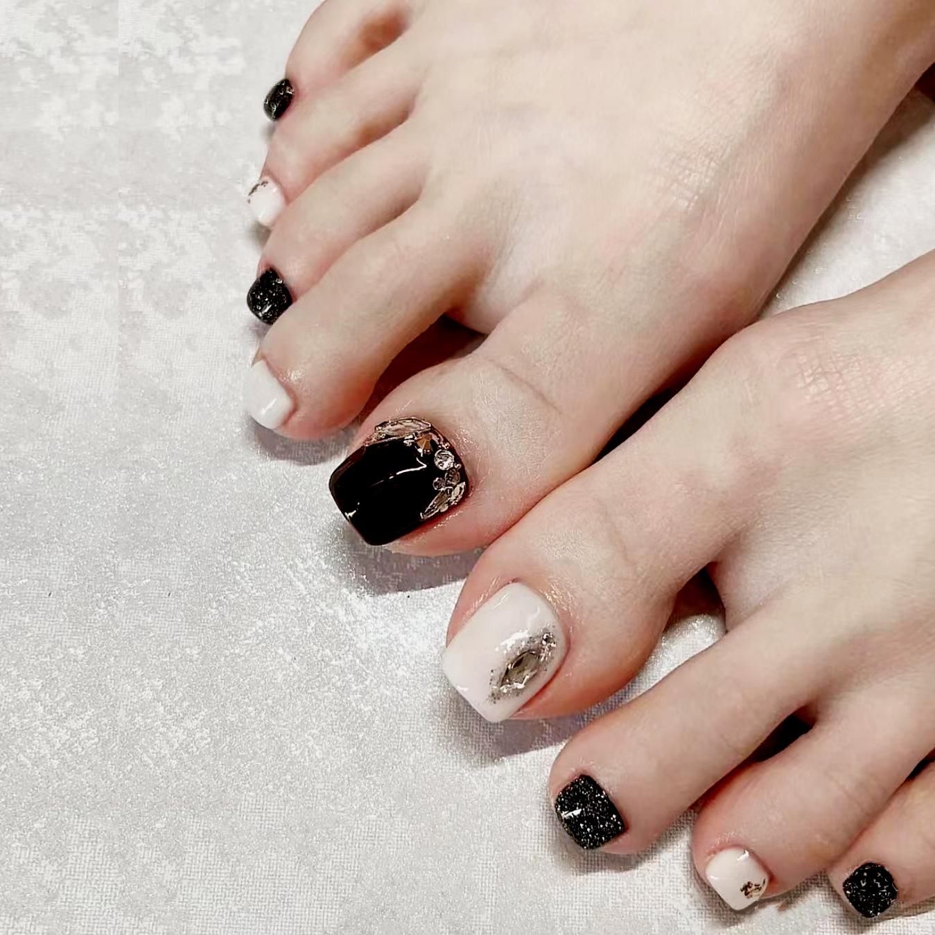 

J39 Black & White Rhinestone Glitter Toenail Patches - Summer Wearable Gel Stickers