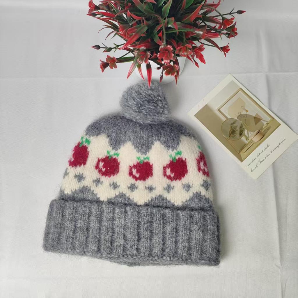 Autumn and Winter New Fair Island Wind Hairball Wool Hat Cold-proof and Warm Ear Protection Knitted Hat Fashionable Versatile Pullover Hat