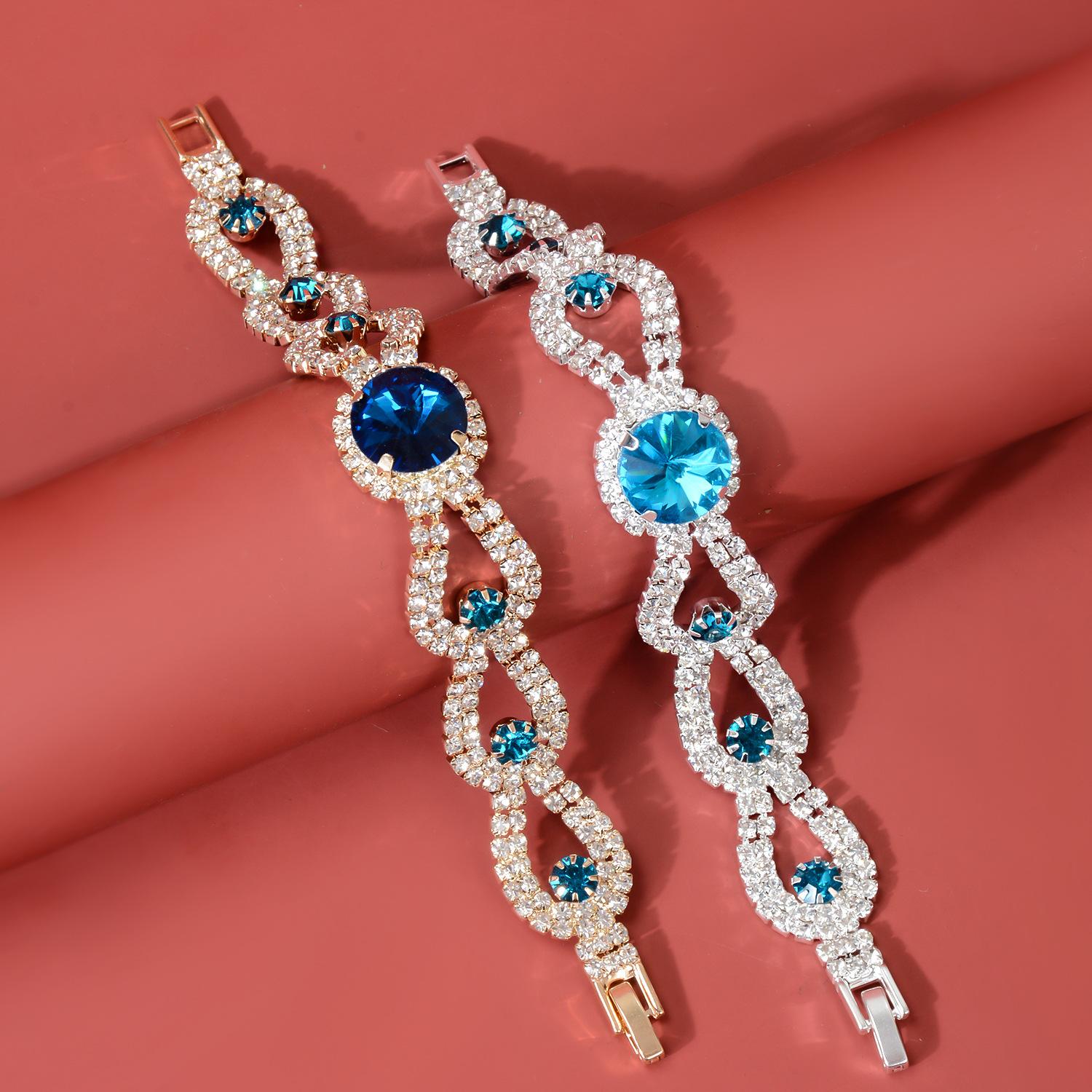 

New trendy exaggerated and versatile sparkling bracelet accessories