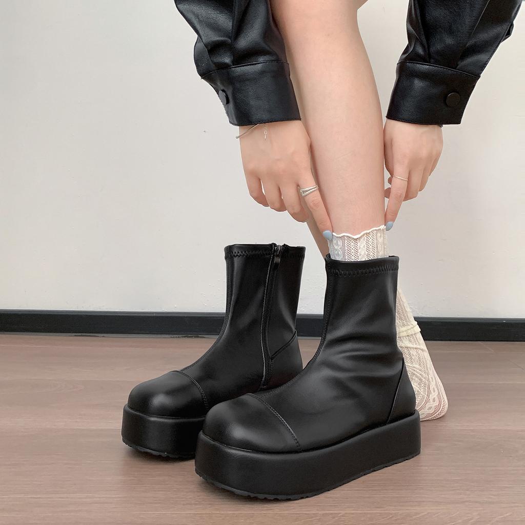 Bottines Martin rétro blanches britanniques à semelles épaisses pour femmes 2025 nouvel automne jupe rehaussantes et amincissantes bottines courtes