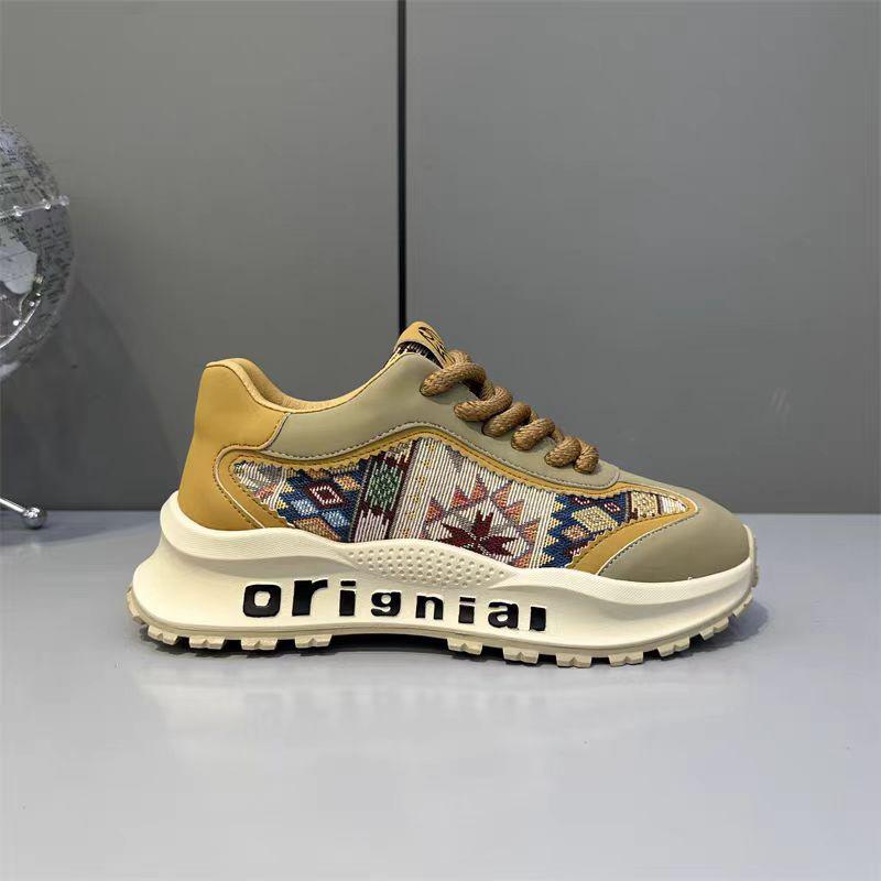 

Men s trendy new casual shoes pattern versatile sports shoes soft sole light running shoes youth tide shoes foreign trade 44 жовтий