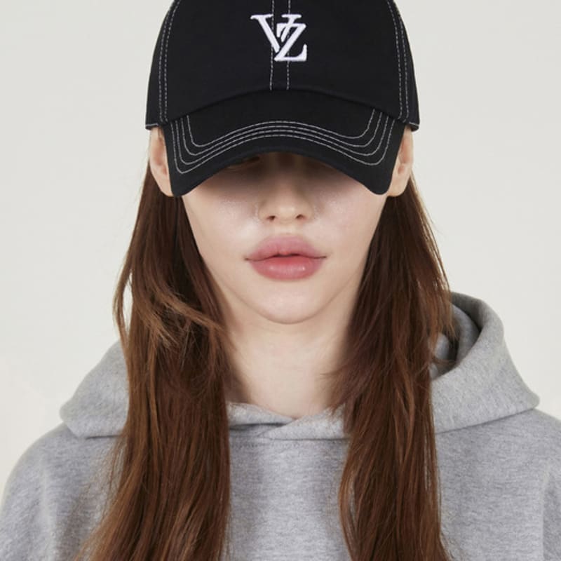 

VARZAR 3D Monogram Stitch Overfit Ball Cap Black FREE