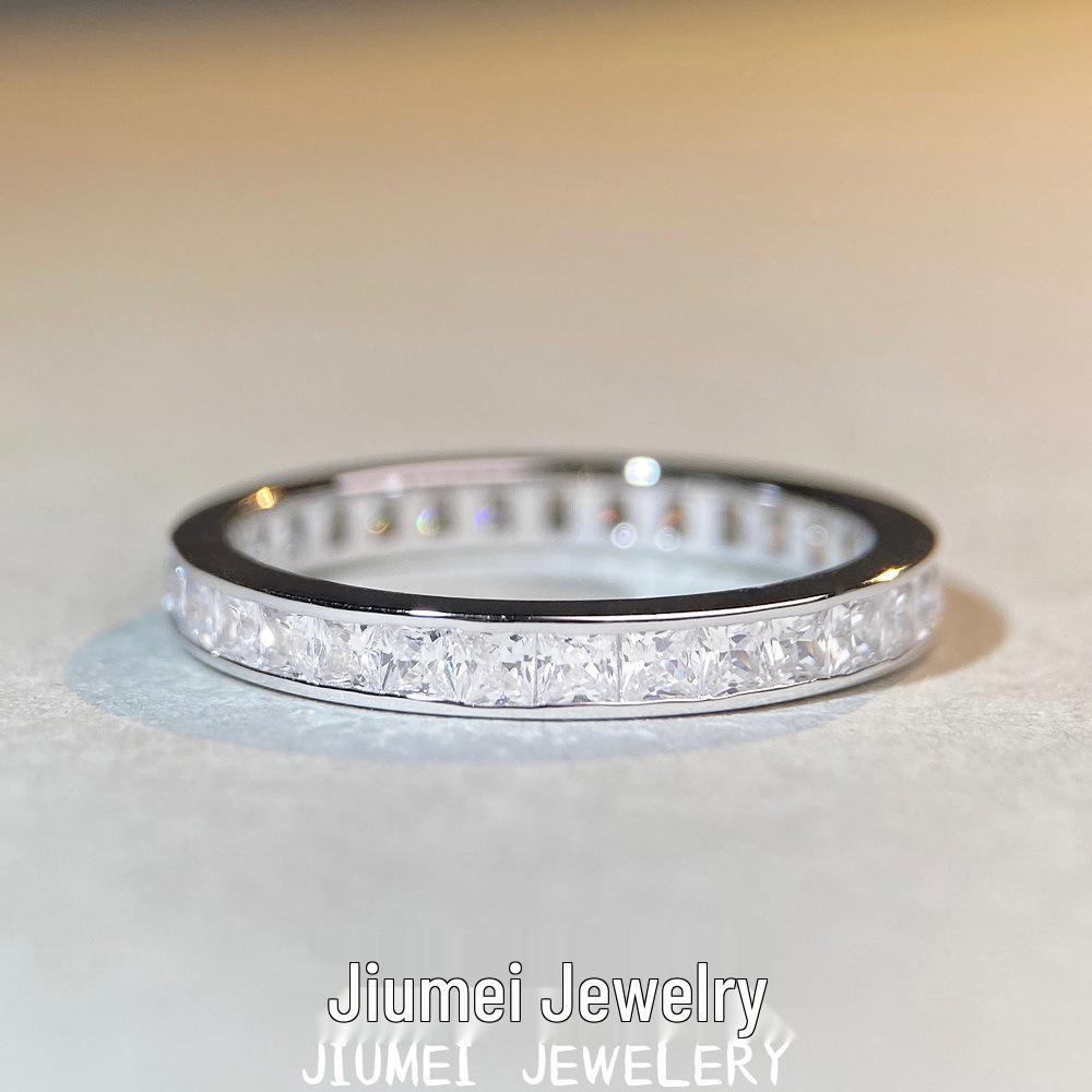Women's Square Full Circle Zircon Sterling Silver Diamond Index Ring