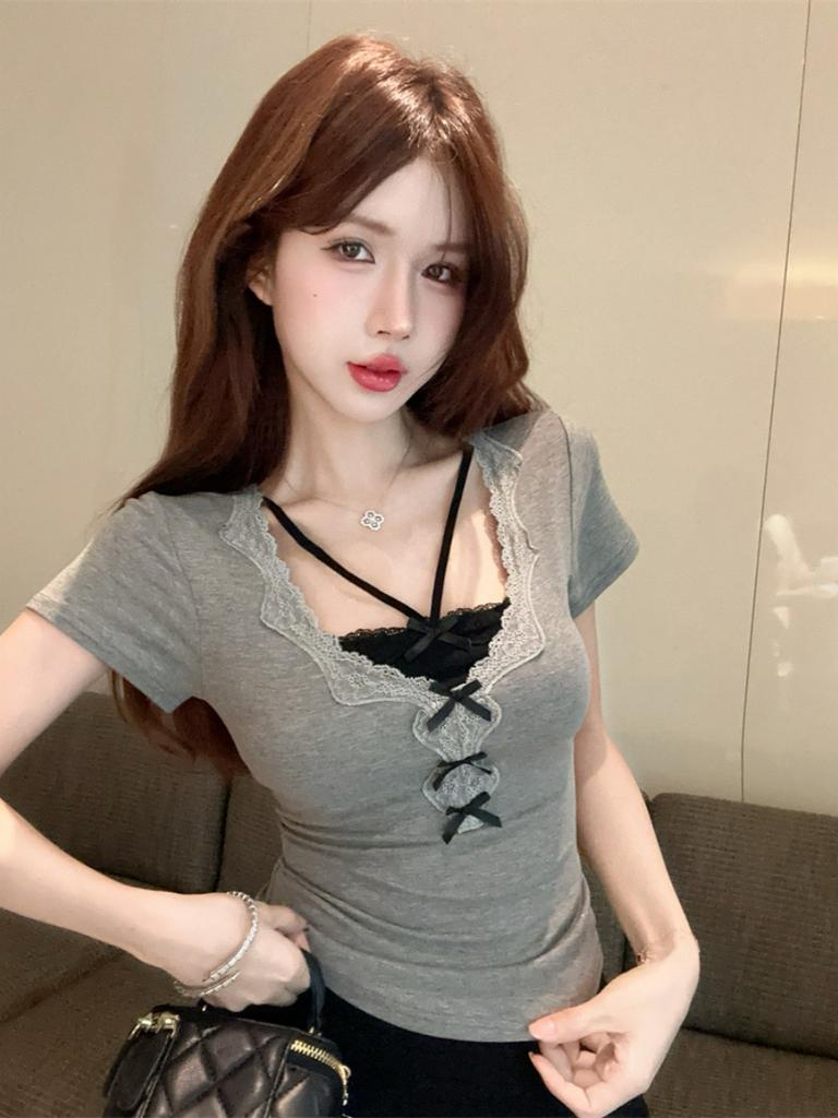 Sweet Spice Girl Fake Two Pieces Lace Neck Short Sleeve T-Shirt Women's Summer Pure Desire Square Neck Short Top Chic and Beautiful