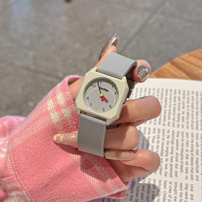 New Fashion Cartoon Silicone Band Student Watch Light Luxury Quartz Temperament Watch