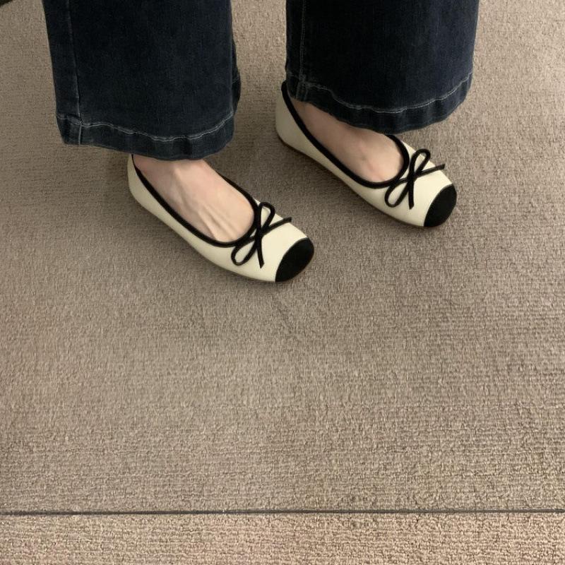 Gentle ballet ladyshoes flat shoes French retro soft sole silver new Chinese red single shoes spring small fragrant wind women's shoes