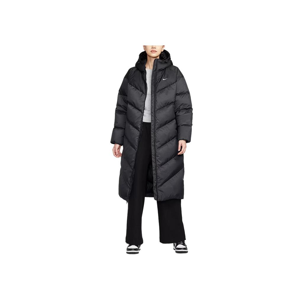 Nike Abbigliamento sportivo Windpuffer Storm-FIT Vestibilità ampia Giacca lunga con cappuccio da donna Capispalla HV5237-010