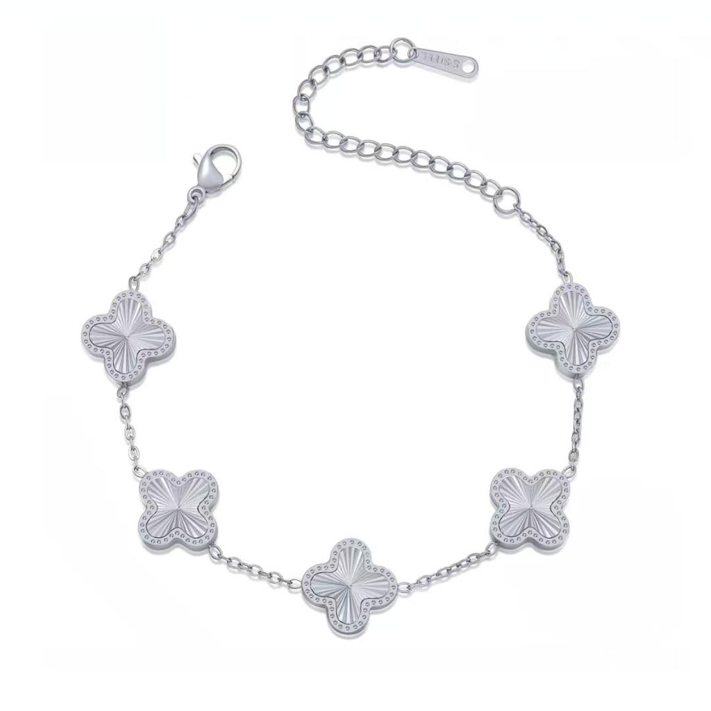 18K Gold-plated Lucky Clover Bracelet for Women