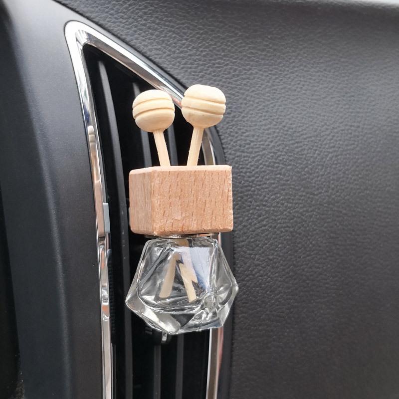 Car Vent Glass Aromatherapy Bottle - Essential Oil Scented Ornament for Car Interior Decoration