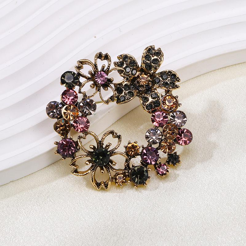 شارة معدنية بروش إبداعي