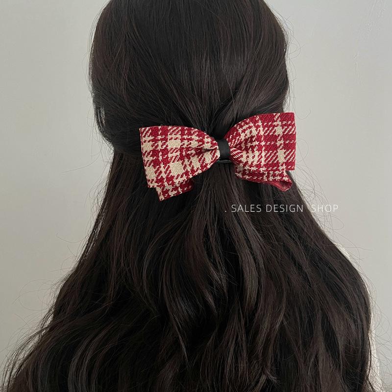 Korean Red Houndstooth Retro Hair Clip: Elegant Half-Up Claw for Women