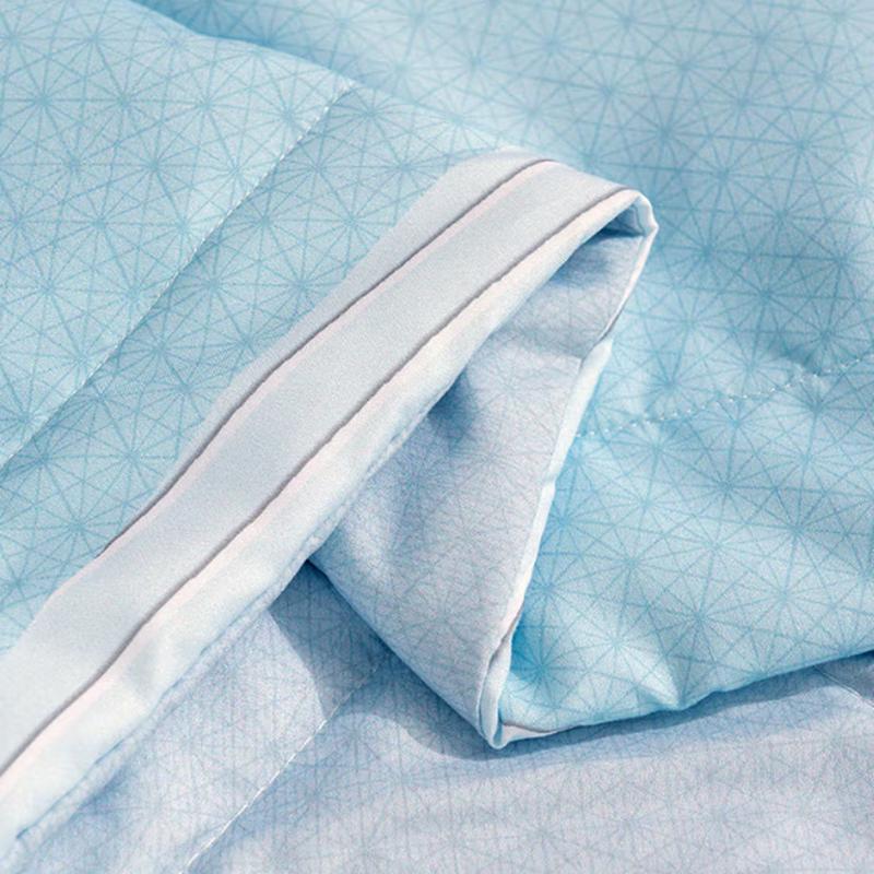 

Mercury Antibacterial Summer Quilt