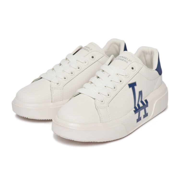 MLB Chunky Classic Leather Retro Thick Sole Slip Resistant Shock Absorbing Durable Low Top Sneakers Unisex sneakers White Blue 3ASXXA12N-07BLD