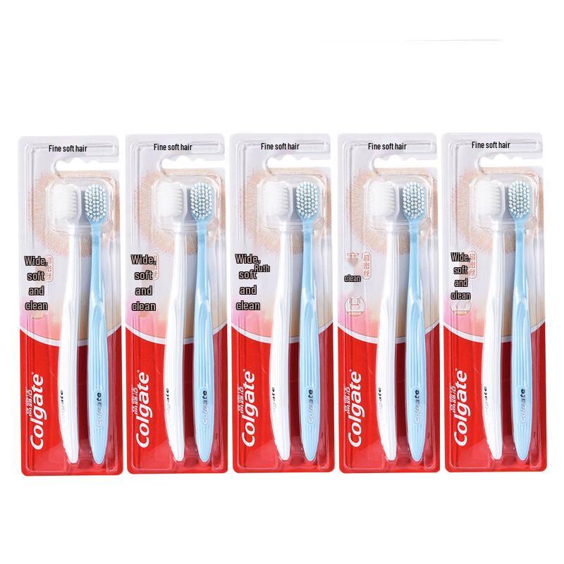 Colgate Wide Soft Bristle Toothbrush Set