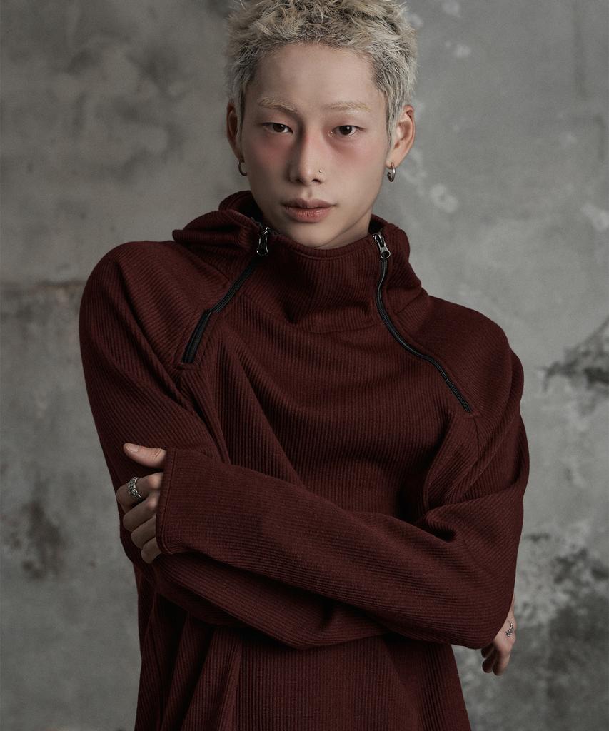 LANARCHIVE [0180] Diagonal Zipper Hooded Long Sleeve - Burgundy