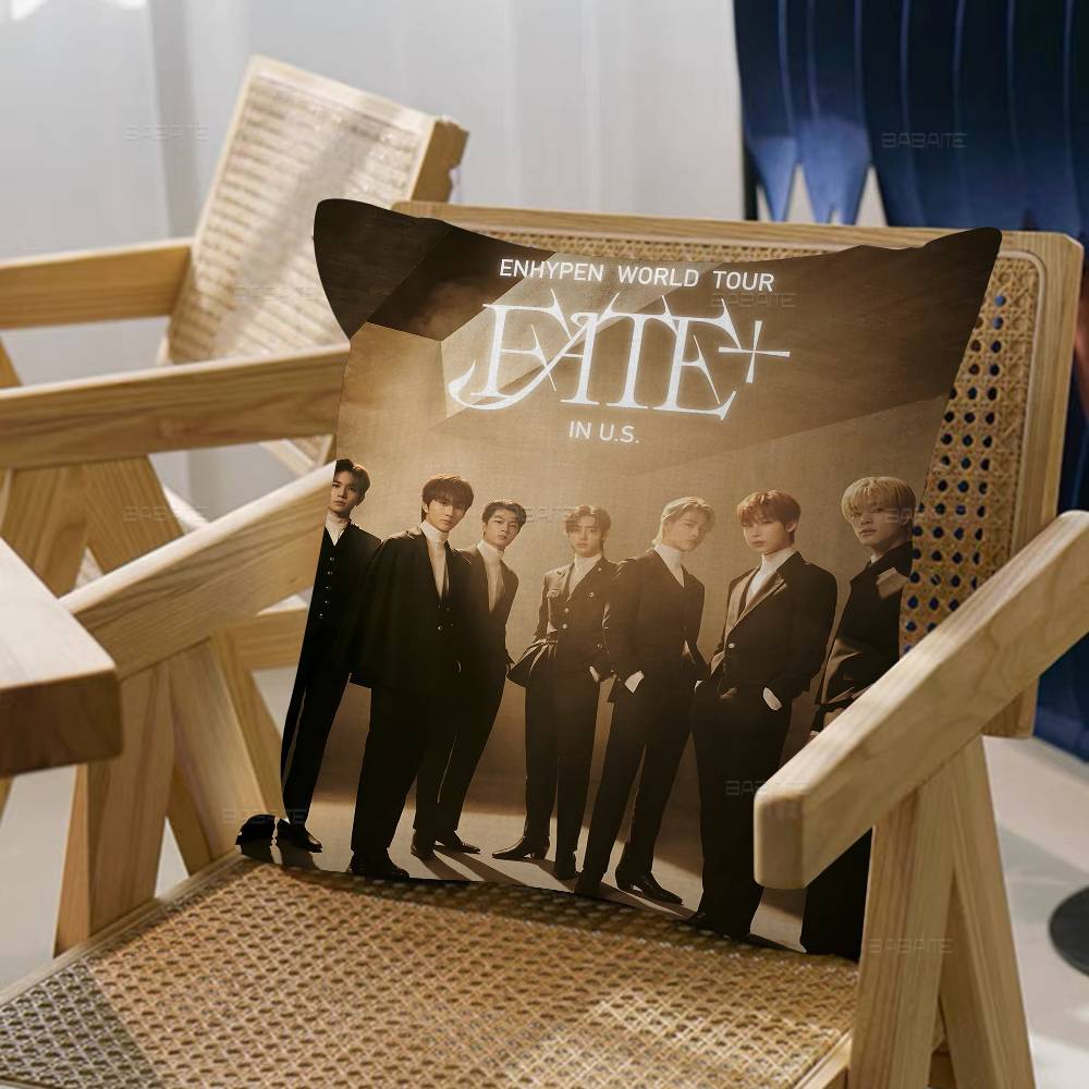 Korea E-Enhypenes Singing Group Pillow Anime Pillow Sofa Bed Head Pillow Cover Cushion Cover 45X45 Cm Fashion