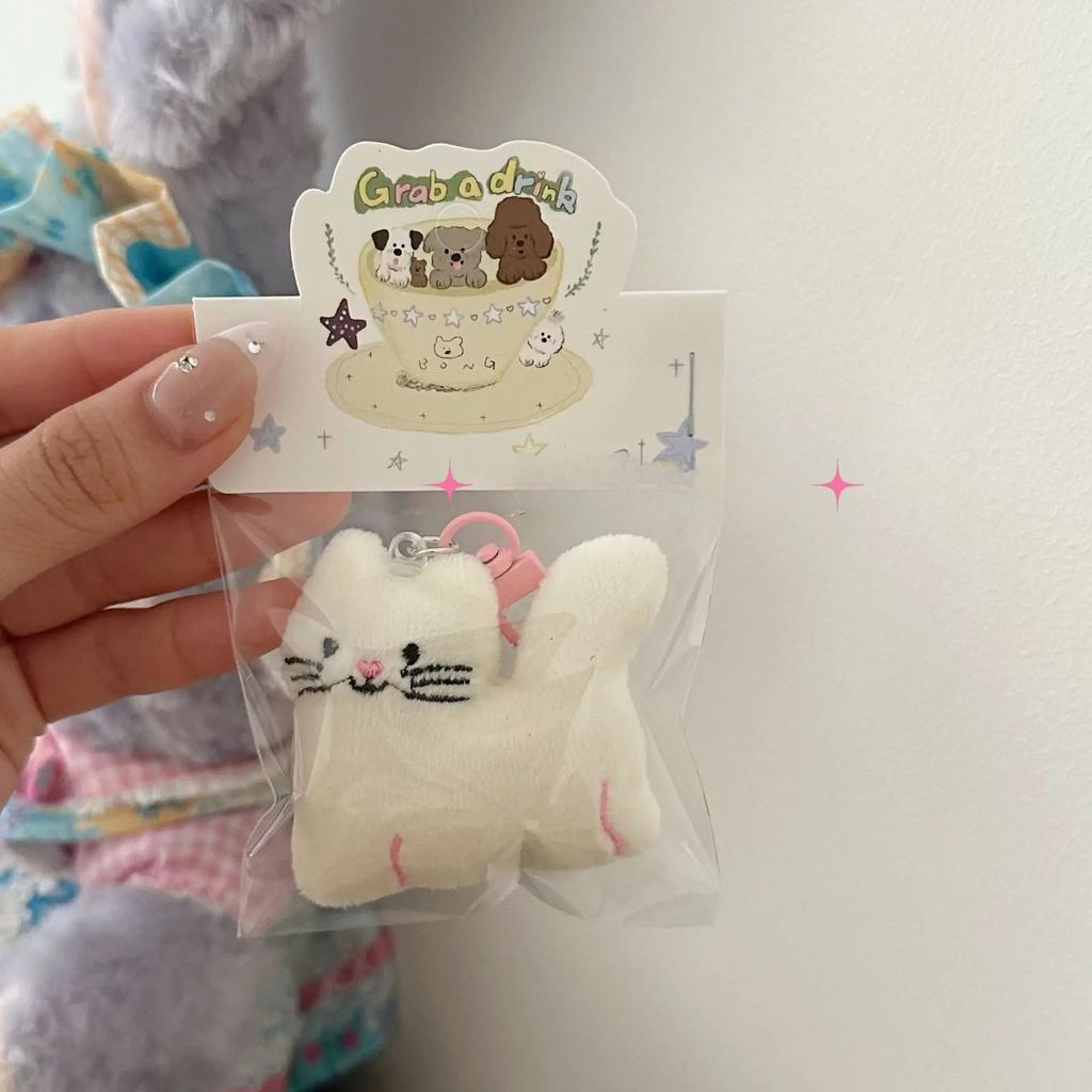 Cute Plush White Cat Keychain Kawaii Kitten Pendant for Girls Pen Bag Backpack Decoration Friends Couples Gift Party Favors