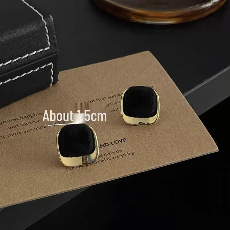 Retro Black & Gold Color Block Square Stud Earrings - High-Class Fashion Accessories for Women
