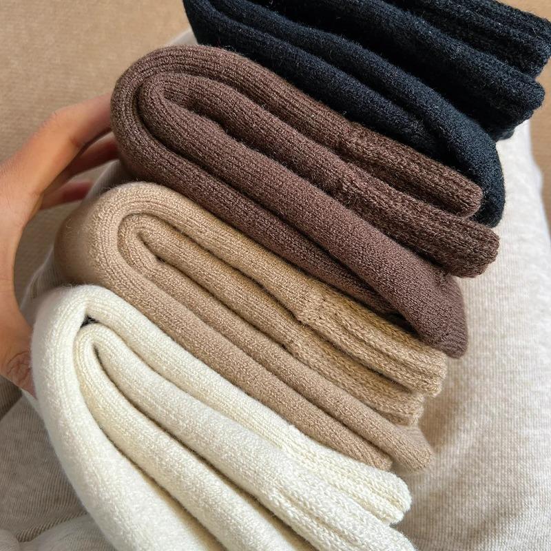Confinement socks postpartum autumn and winter plush thick socks women's plush medium tube plush thickened floor sleeping stockings