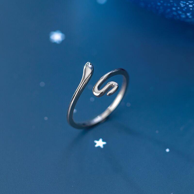 New Creative Snake-shaped Snake Ring Simple Temperament Personalized Design Exquisite Literary and Artistic Jewelry