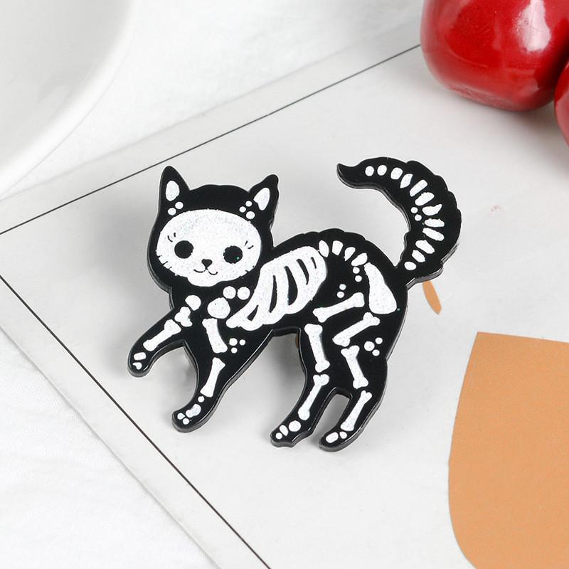 Creative Cartoon Personality Skull Cat Brooch Adorable Animal Style Pin For Everyone