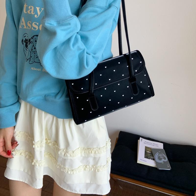 Large Capacity Bag Women's New Fashion Armpit Bag Versatile Commuter Shoulder Bag High Value Going Out