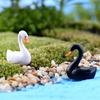 Bílá/černá Mini Swan Garden Ornament Miniaturní figurka květináč víla Garden Decor