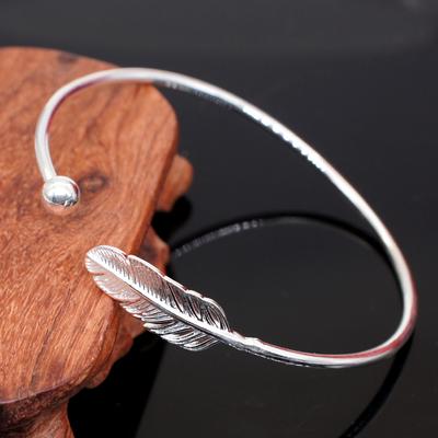 Moda Gümüş Kaplama Takı Yüksek Kaliteli Kadın Basit Tüy Açık Bileklik Kadınlar İçin Pulsera De Plata