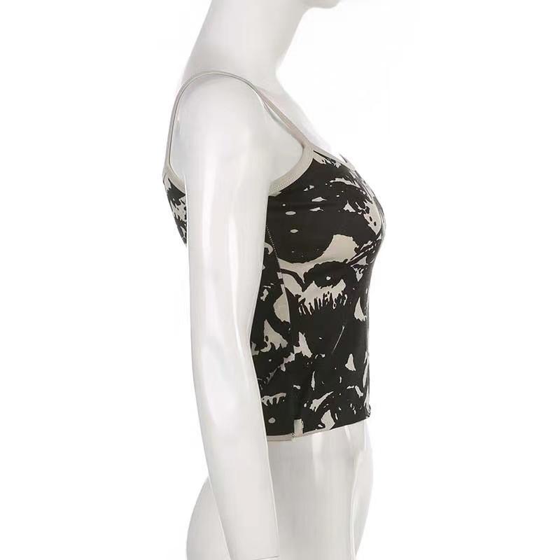 Gothic Portrait Print T-shirt Aesthetic Crop Tops Short Sleevle Vest Tees Harajuku Streetwear White Suspenders Women Clothes