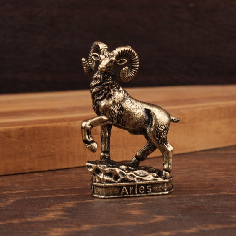 Mini Vintage Zinc Alloy Animal Goat Figurines Statue Home Decor Vintage Handcrafted For Desk Ornament