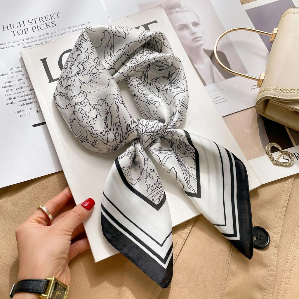 Luxusmarke 2024 Seiden-Quadrat-Schal Damen Katze Hals Haarband Strand Hijab Kopftuch Kopf Stirnbänder Bandana Weiblich Foulard 70cm