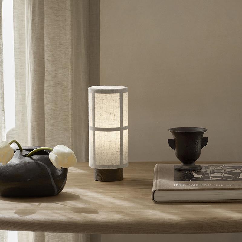 Japanese Tradition Handmade Fabric Table Lamp Modern Bedroom Study Homestay Room Decor Desk Light LED  Atmosphere Standing Lamp