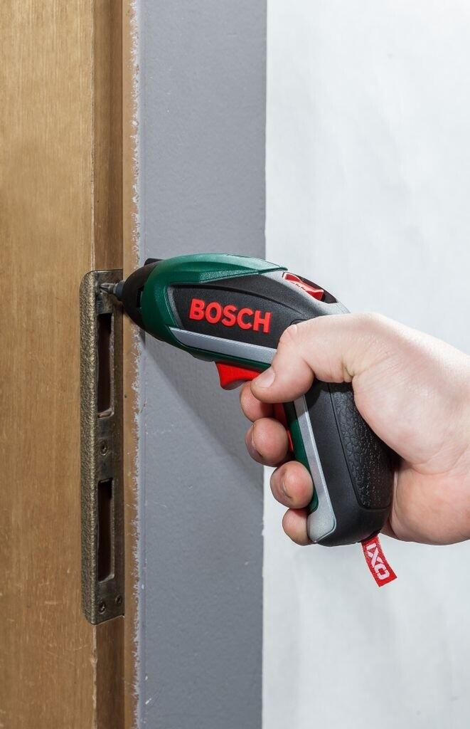 Мини-шуруповёрт Bosch IXO V0 603 9A8 000