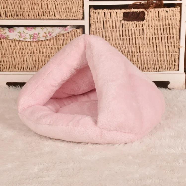 

Winter Warm Triangle Pet Dog Kennel Mat Plush Cat Bed House Thickened Sleeping Bag for Small Dogs Cats Pets Supplies Accessories 40X40CM