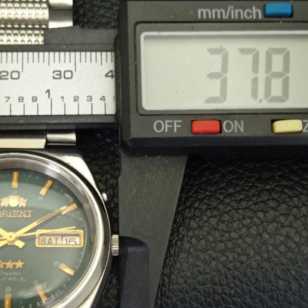 GENUINE VINTAGE ORIENT CRYSTAL AUTOMATIC 46943 JAPAN MENS WATCH a700736-5 R204-a700736
