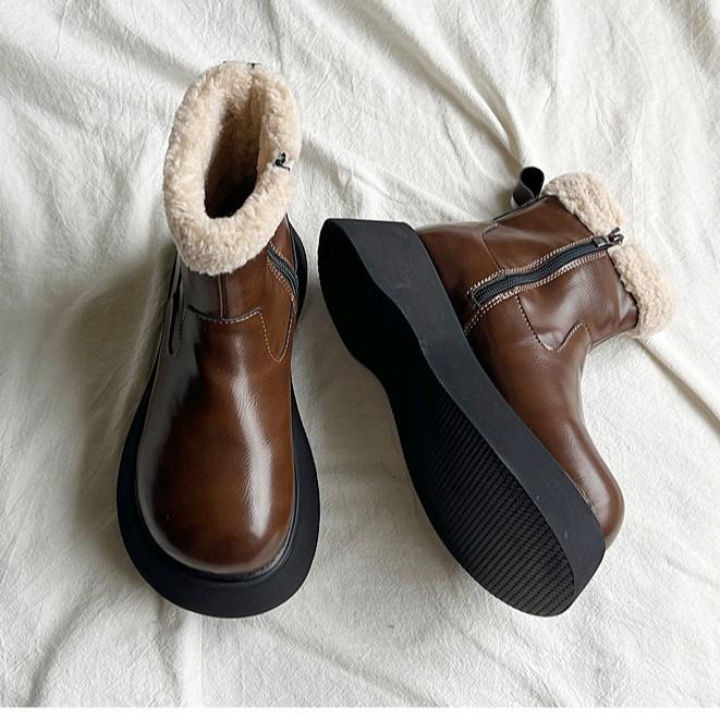 Popular Thick-soled Velvet Warm Snow Boots Women's Fluffy Short Leather Boots Winter 2025 New Waterproof Martin Boots