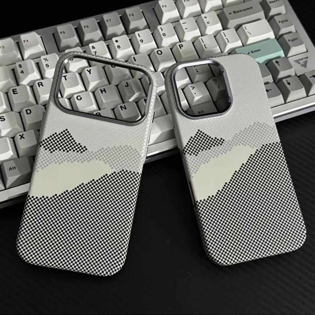 iPhone 17 Pro Max Kevlar Magnetic Sunset Moonrise Full Coverage Skin-Feel Case