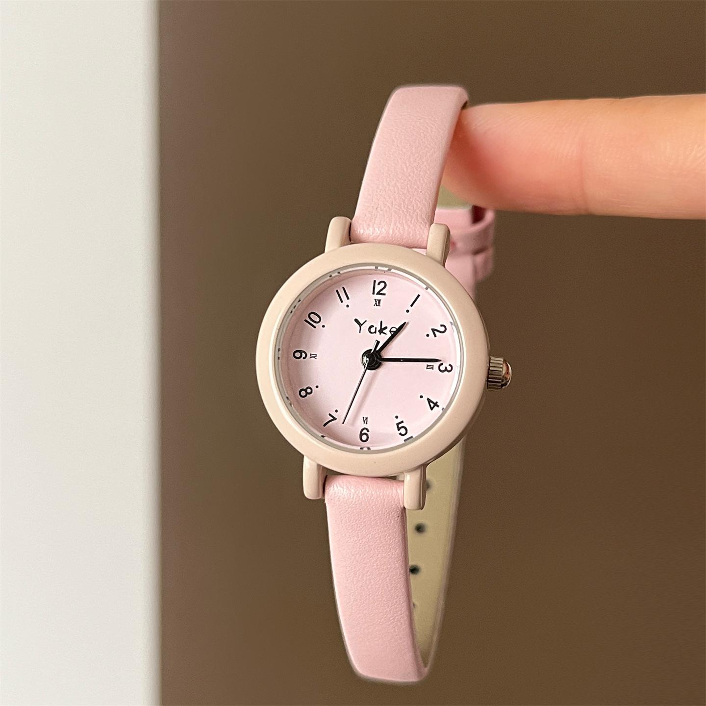

Korean Small Fashion Dopamine Personalized Contrasting Color Student Watch Niche High Value Fine Strap розовый