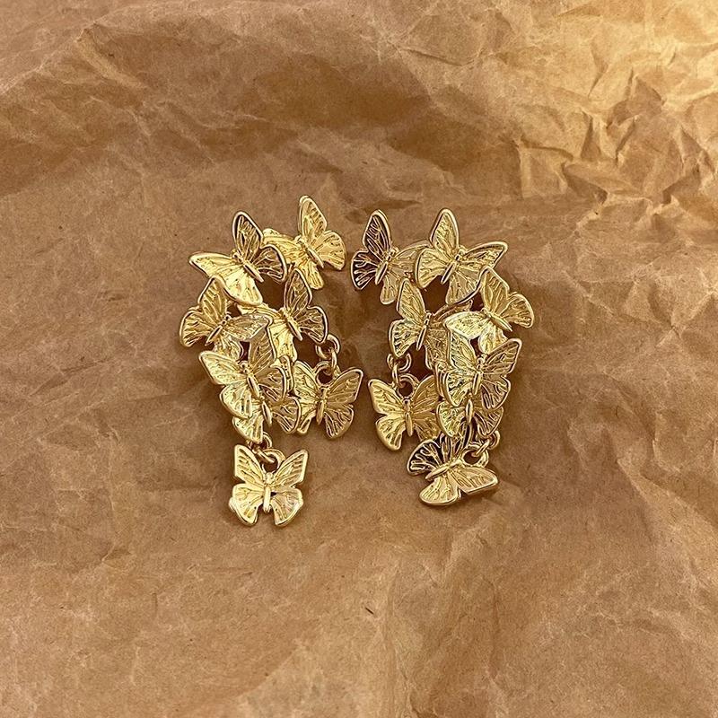 So eye-catching! Retro gold butterfly fringed stud earrings light luxury high-end earrings temperament elegant earrings girl