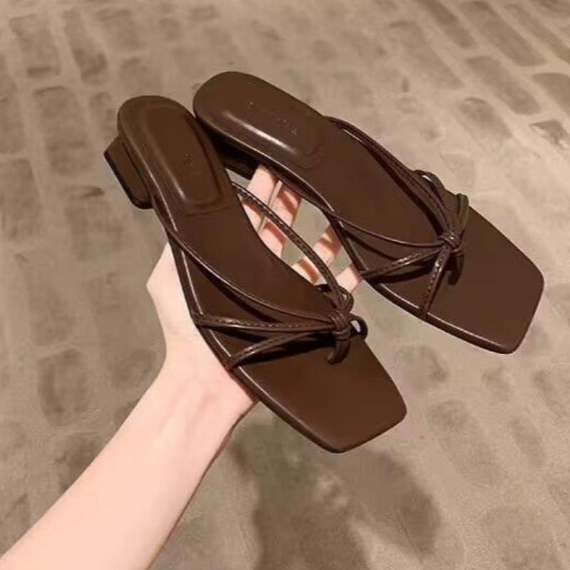 Fashion Shoes Female 2025 Hot Sale Pinch Toe Women's Slippers Fashion Outdoor Best Seller Narrow Band Summer Elegant Solid Heels Women