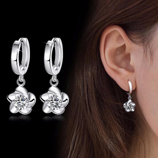 Frauen Pflaumenblütenform baumeln Strass Leaverback Ohrringe Schmuck